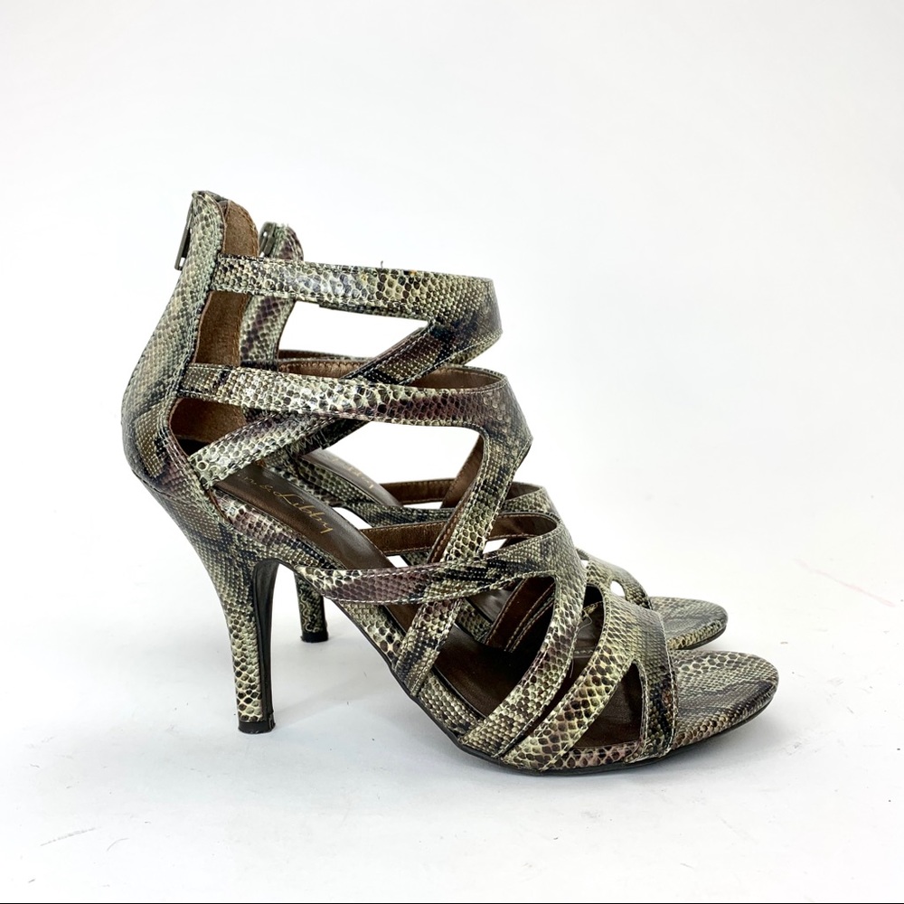 Sam & Libby - faux snakeskin sandal size8.5
